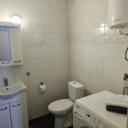 Suit 16 * Belgrade